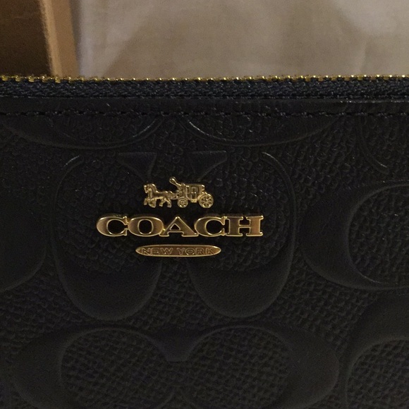 Coach Bag/Wristlet - Picture 2 of 4